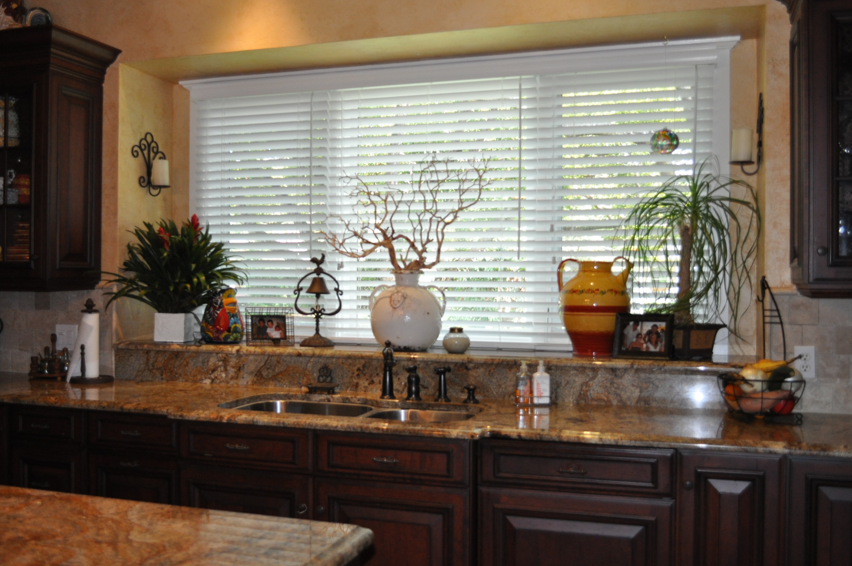 plantation shutters Winter Park, window blinds, roller shades